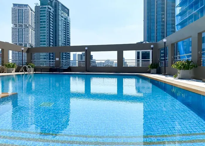 Upscale Expansive 2br - Ultra Fast Wifi - Phrom Phong Apartment Bangkok