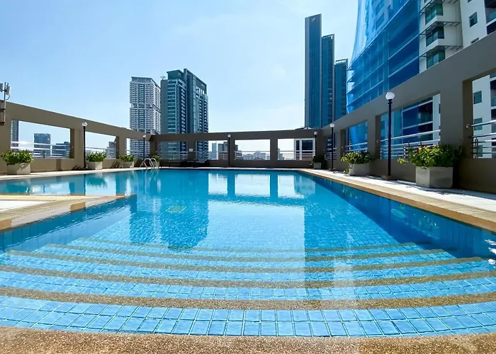 Upscale Expansive 2br - Ultra Fast Wifi - Phrom Phong Apartment Bangkok