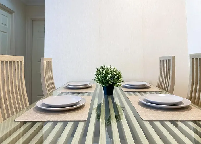 Upscale Expansive 2br - Ultra Fast Wifi - Phrom Phong *