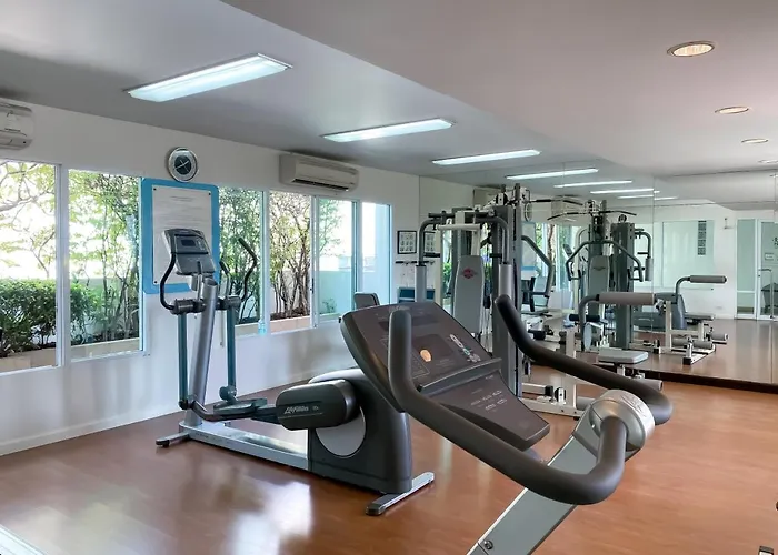 Upscale Expansive 2br - Ultra Fast Wifi - Phrom Phong Apartment *